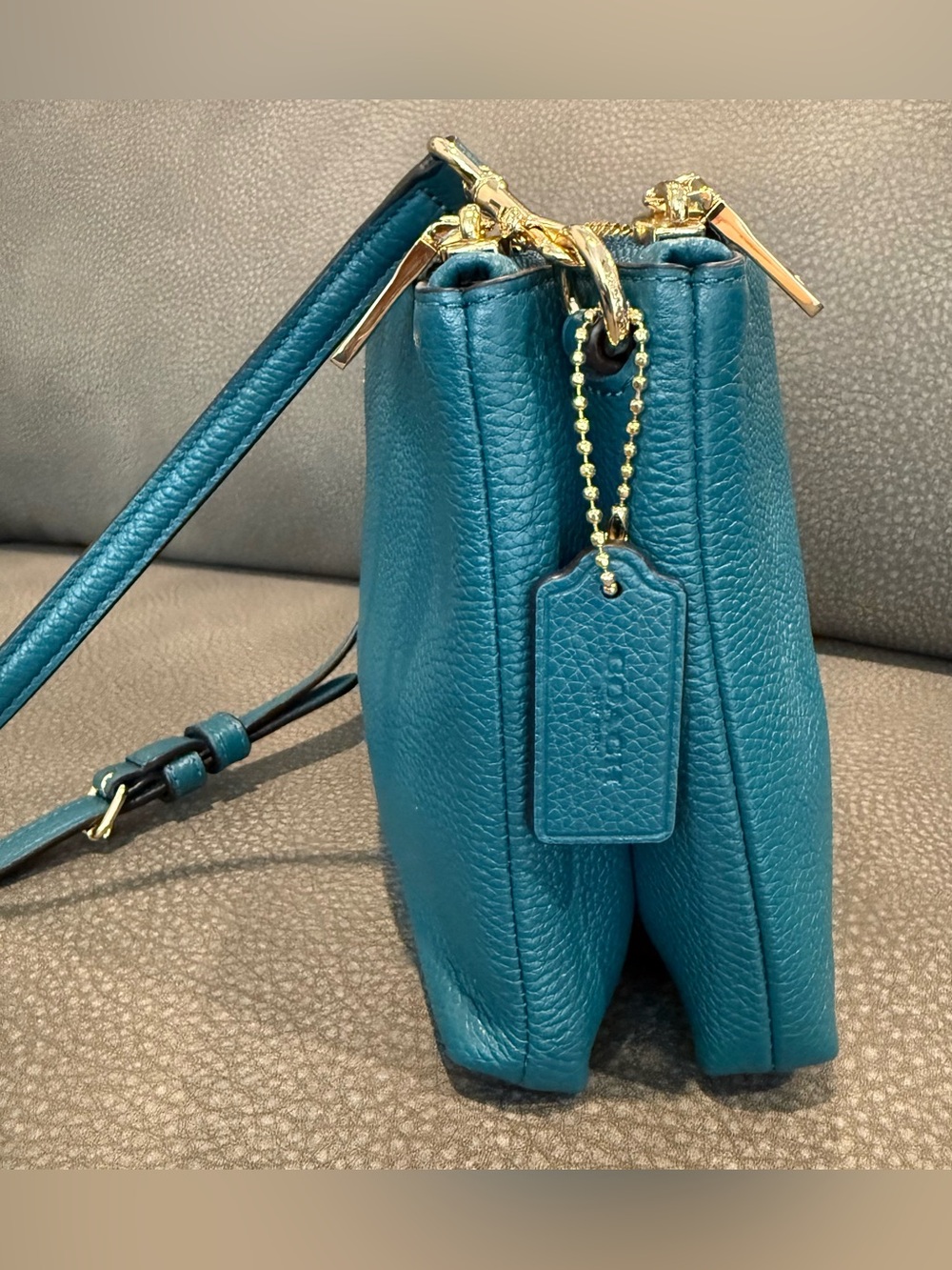 COACH Teal Pebbled Leather Crossbody Wristlet - Picture 2 of 6